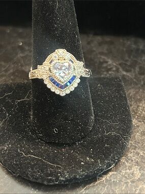 Heart Halo Blue Crystal Women's Ring - size 10